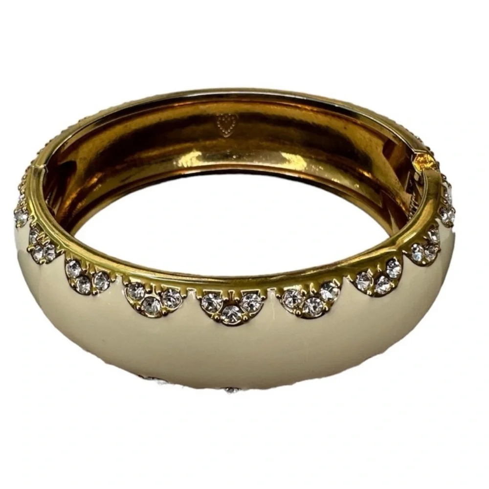 Stella and Dot SLOAN Enamel Rhinestone Bangle Hinged Bracelet Cream Gold Tone